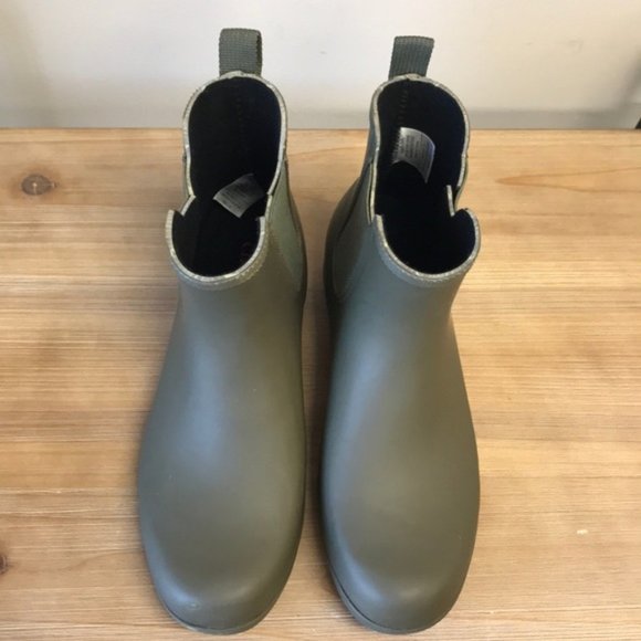 Chooka Eastlake Chelsea Rain Boot - Picture 5 of 7